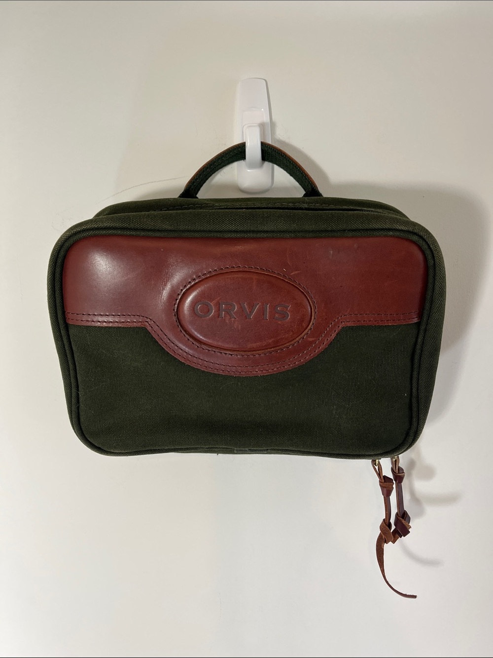 Orvis Battenkill Travel Hanging Toiletry Bag Dopp Kit Canvas & Leather